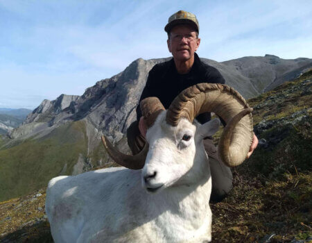 wta_1006__featured_6CFLDK_HenryTiffany2019DallSheepHunter