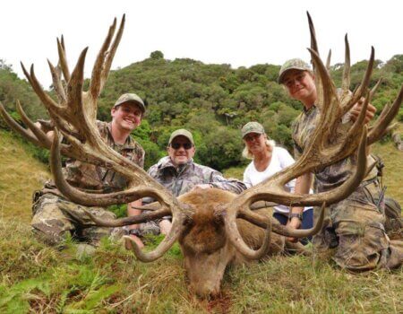 wta_1028_J0AX9B_TomLiparStag