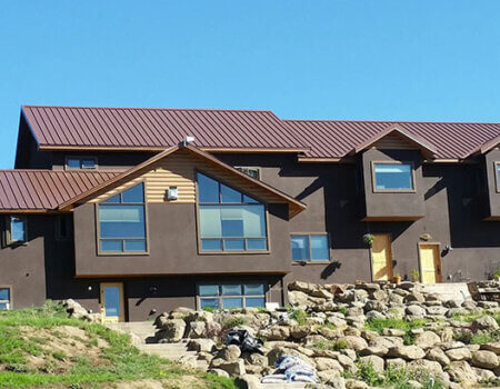 wta_1043_Q6VEMN_newRanchHouse.jpg