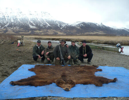 wta_1170_O8EK94_HarryandMarkBears