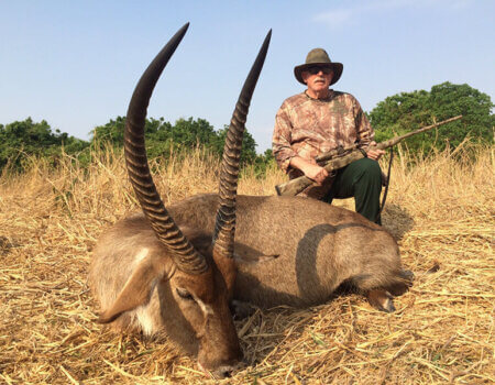 wta_1204_KBKQ5X_Moz-waterbuck