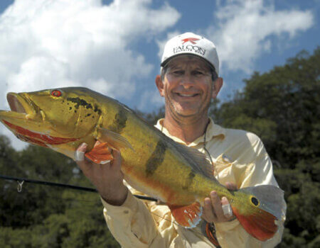 wta_1257_8VJ6ZR_PeacockBasswithaFly