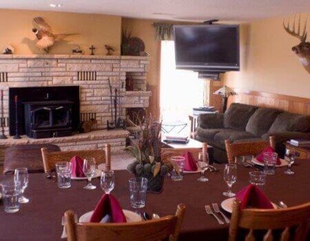 wta_1284_FYQ4TT_RRDiningRm05