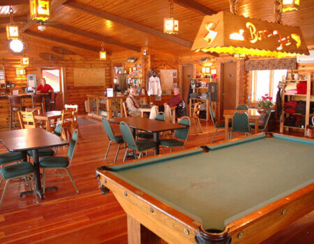 wta_1358_VX2CM3_oaklodge