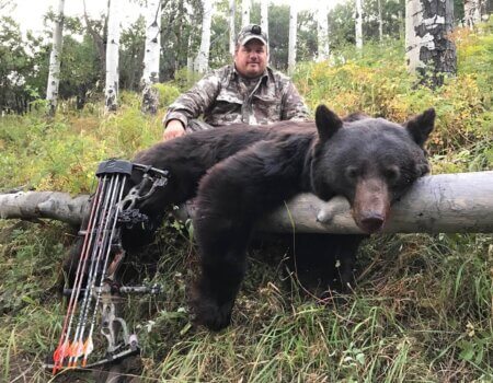 wta_1657_5LMBGI_ColoradoblackbearNL