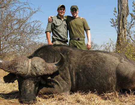 wta_1766_F7BK3X_chapungu-south-africa-dangerous-game-30