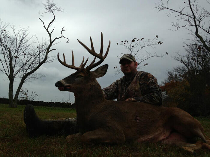 Outfitted Kentucky Trophy Whitetail Hunting Guide