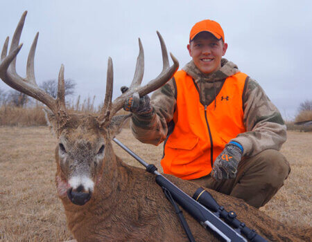 wta_649_U5LHAI_0002_020515a_KSWhitetail_01