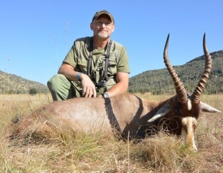 wta_736_PC0PLM_huntinginNamibiastevemcfee5