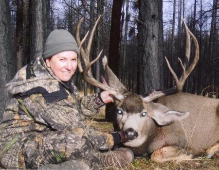 wta_800_5HZ2BH_DAMuleDeer2