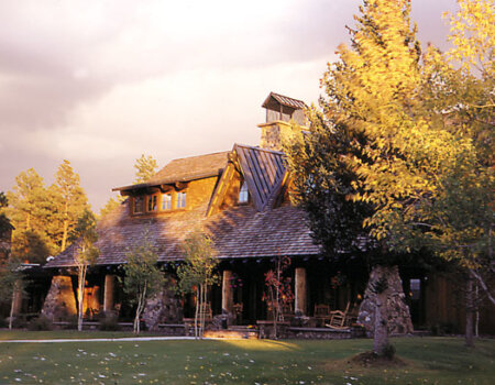 wta_909_FALL-LODGE