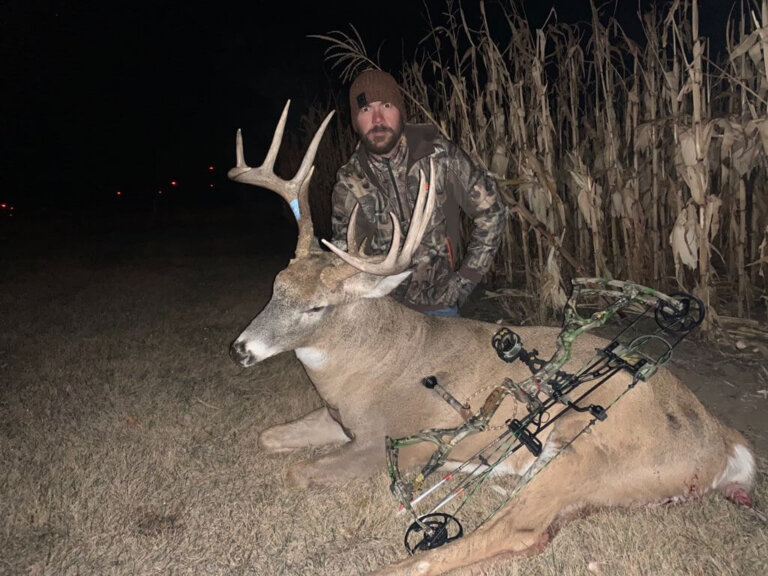North Dakota Archery Whitetail Deer Hunting
