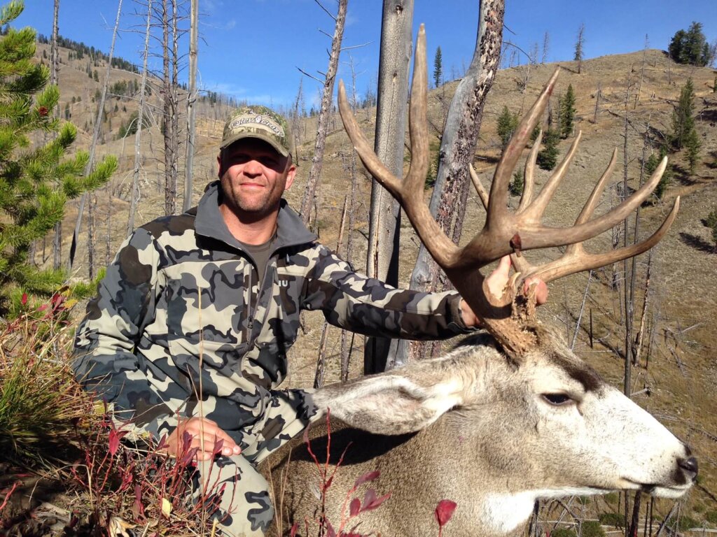 wyoming deer points deadline hunt strategy antelope mule species trophy