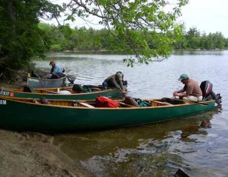 wta_2020_guides_in_canoes