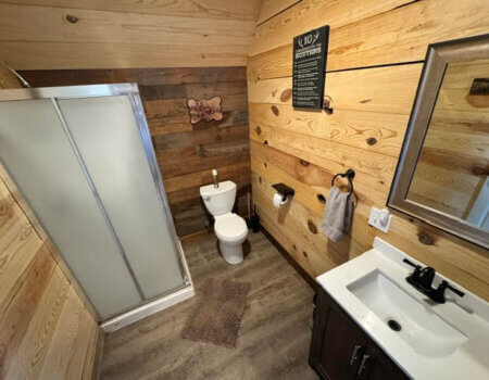 wta_2205_Seperate bath