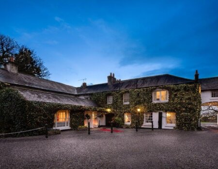 wta_2273_exterior_gallery