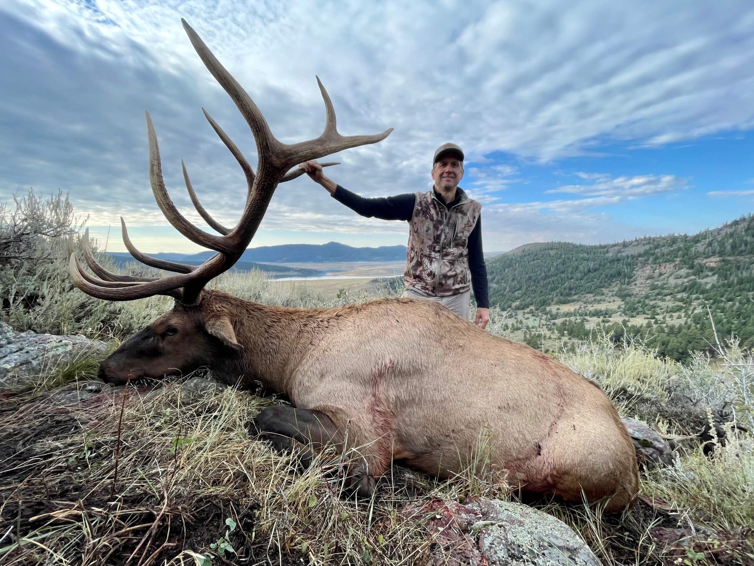 Elk Hunts Available – Don’t Sit The 2023 Season Out - Worldwide Trophy ...