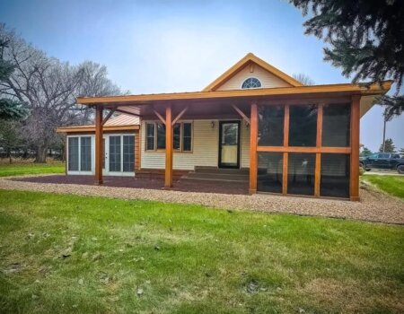 wta_2302_Lodge North