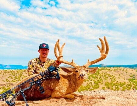 wta_2310_BC archery deer Aug (17A)