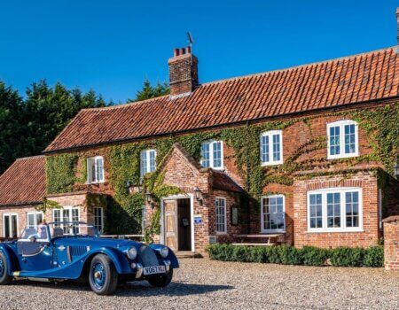 wta_2428_front-of-pub-car-19-copy-2