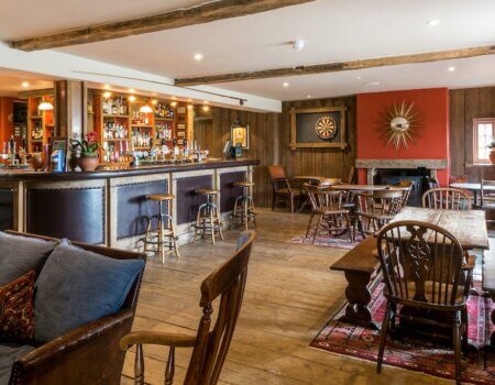 wta_2428_phil-barnes-photography-bar-red-