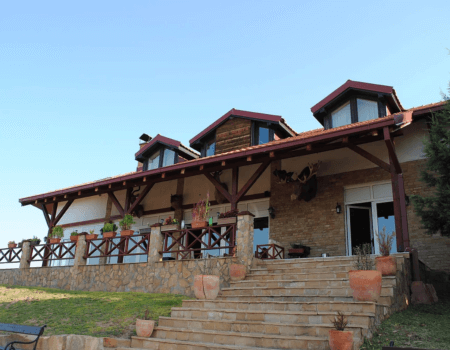 wta_2534_lodge building new (1)