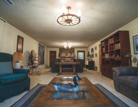 wta_2594_wta_2074_Montana-Lodge-Photos-24-scaled