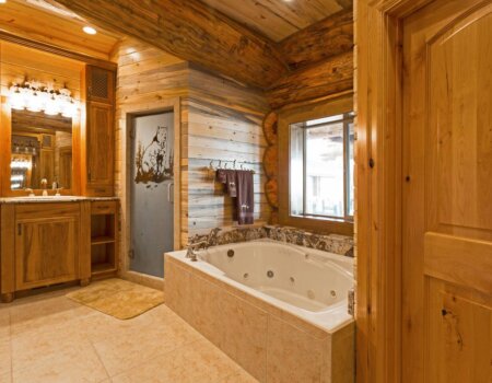 wta_2635_Bear Mtn. Master Bath