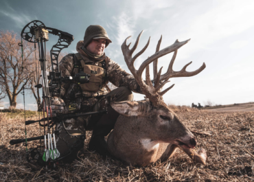 Iowa: World-Class Whitetails, Premier Outfitters, and Expert Application Assistance