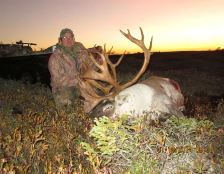 wta_2754_moose__caribou_2_20170213_2082268219-scaled
