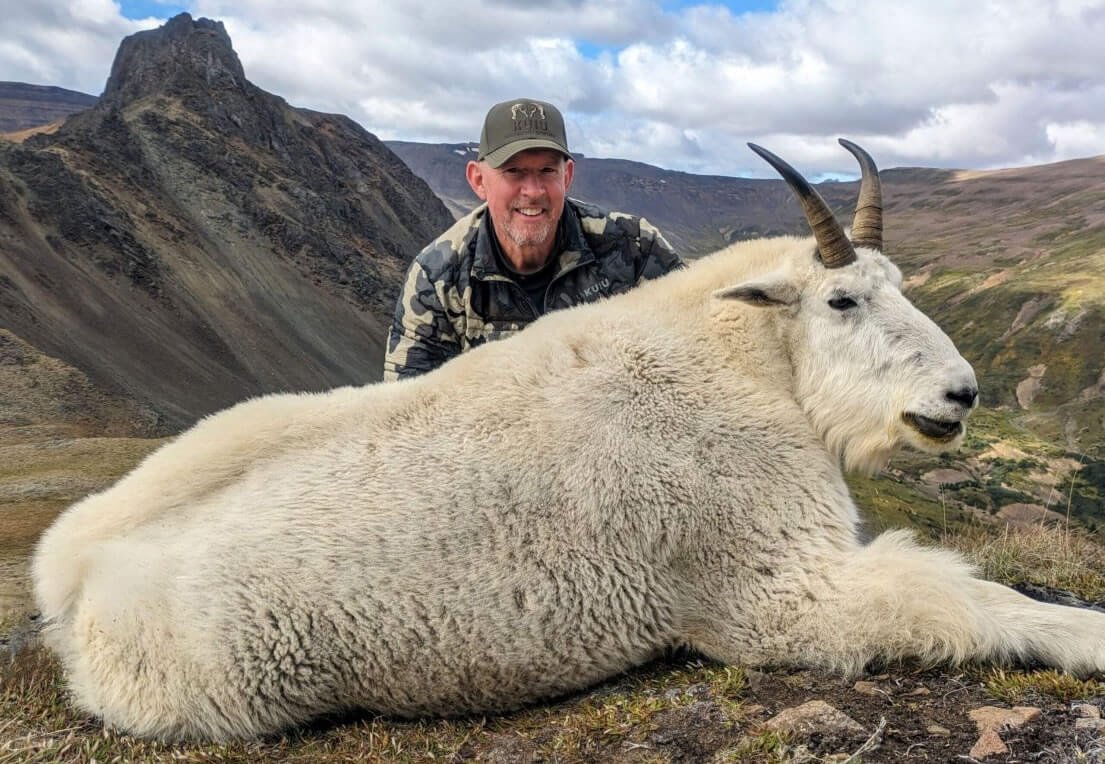 wtar-0010-mountain-goat-bc